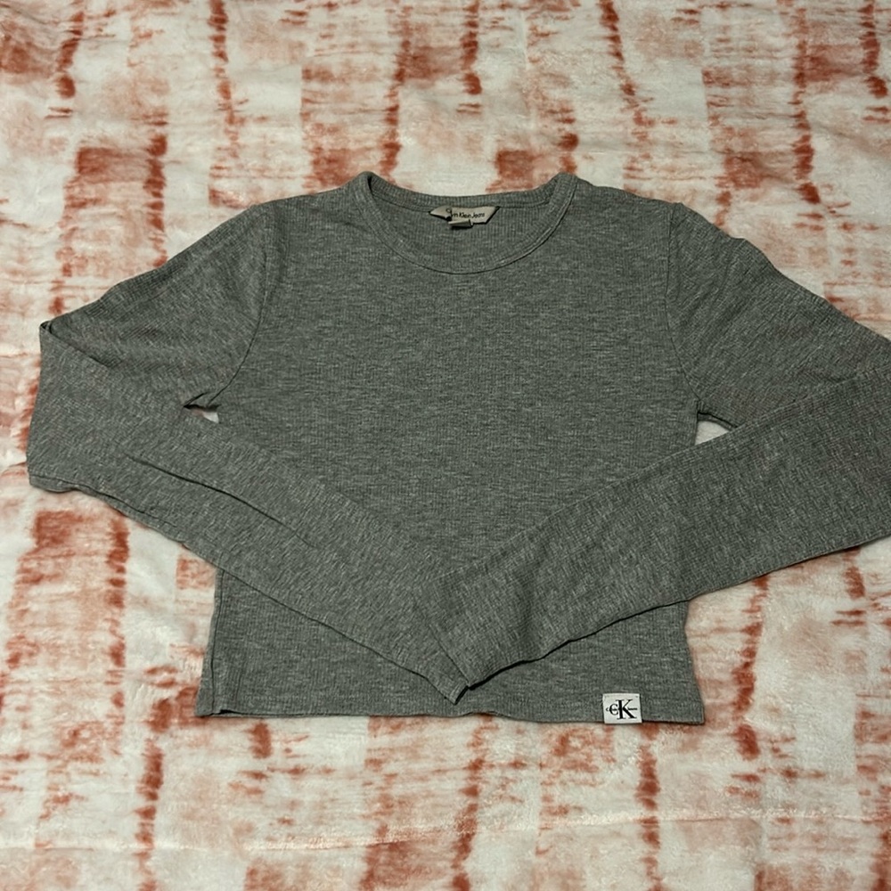 Calvin Klein ribbed long sleeve crop top